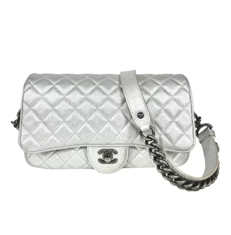 Chanel, sac collection Air Line  à proximité de Nice 