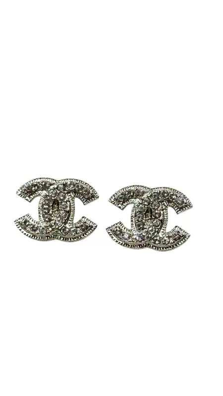 Chanel boucle CC
