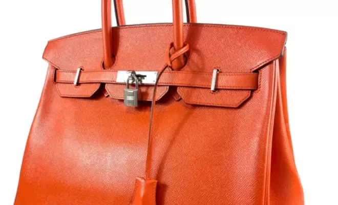Hermès, Sac "Birkin" en veau Epsom orange.