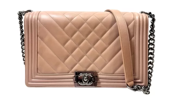 Chanel Sac Boy seconde main luxe maroquinerie dépôt vente comme neuf Monaco